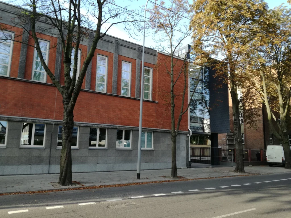 Marbud – windows in the Konsulat Kultury building in Gdynia.